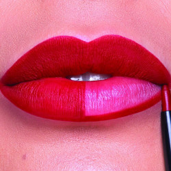 Matita labbra Outline...